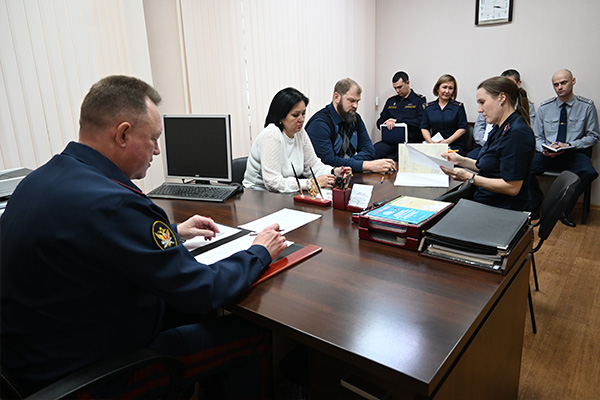 В УФСИН состоялись рабочая встреча с представителями ОНК и совместный прием граждан